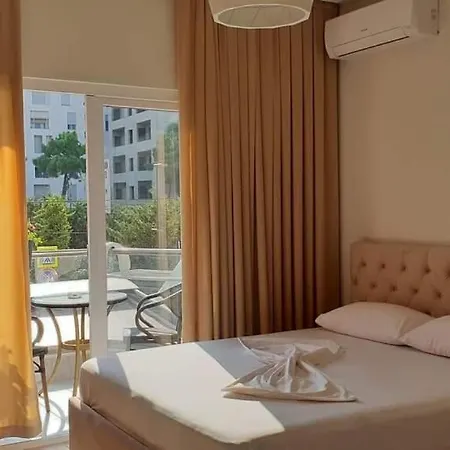 La Onda Hotel Durres